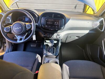 2022 Kia Soul LX   - Photo 11 - Denver, CO 80204