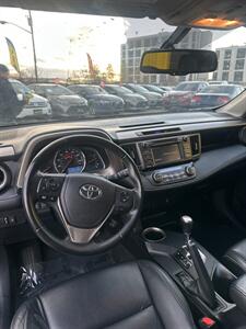 2015 Toyota RAV4 Limited   - Photo 8 - Denver, CO 80204