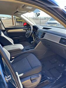 2018 Volkswagen Atlas 2.0T S - Photo 4 - Denver, CO 80204