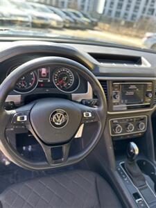 2018 Volkswagen Atlas 2.0T S - Photo 8 - Denver, CO 80204