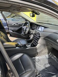 2017 INFINITI QX30 Luxury   - Photo 7 - Denver, CO 80204