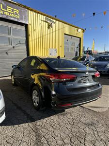 2017 Kia Forte LX - Photo 5 - Denver, CO 80204