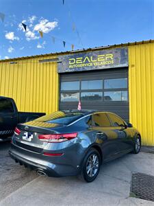 2020 Kia Optima LX   - Photo 3 - Denver, CO 80204