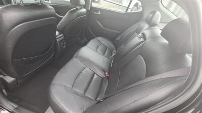 2015 Kia Optima Hybrid EX - Photo 9 - Sun Valley, CA 91352