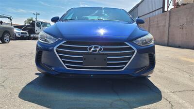 2017 Hyundai ELANTRA SE - Photo 2 - Sun Valley, CA 91352