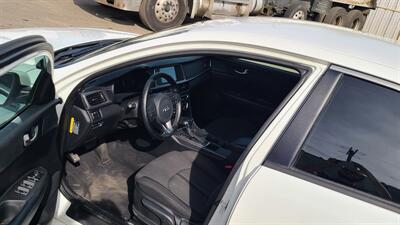 2018 Kia Optima Hybrid Premium - Photo 5 - Sun Valley, CA 91352