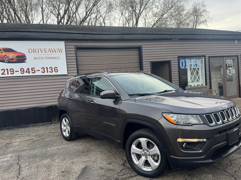 2020 Jeep Compass Latitude   - Photo 1 - Hobart, IN 46342
