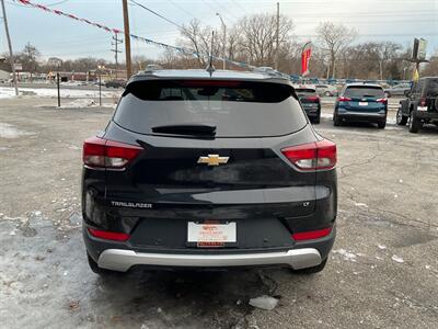 2021 Chevrolet Trailblazer LT   - Photo 6 - Hobart, IN 46342