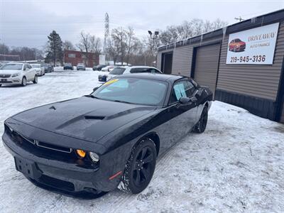 2018 Dodge Challenger SXT   - Photo 3 - Hobart, IN 46342