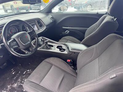 2018 Dodge Challenger SXT   - Photo 7 - Hobart, IN 46342