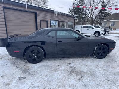 2018 Dodge Challenger SXT   - Photo 6 - Hobart, IN 46342
