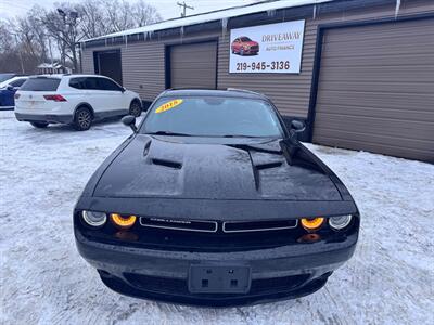 2018 Dodge Challenger SXT   - Photo 2 - Hobart, IN 46342