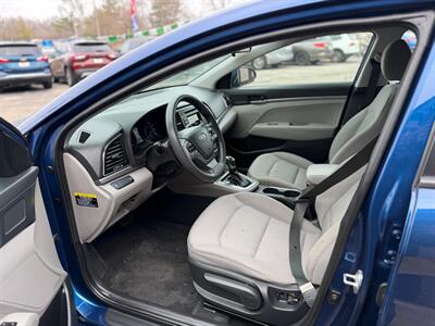 2018 Hyundai ELANTRA SE   - Photo 6 - Hobart, IN 46342