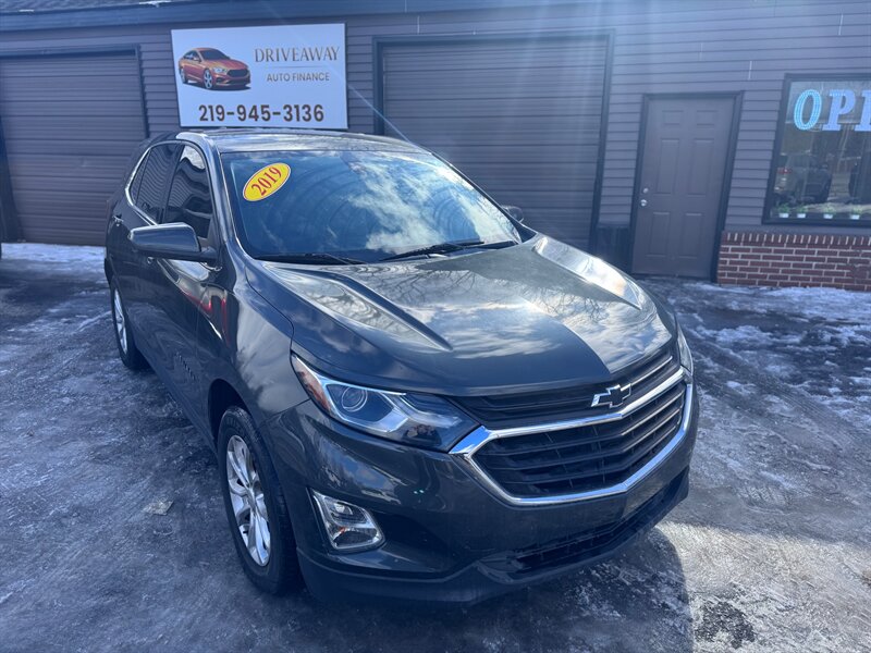 2019 Chevrolet Equinox LT   - Photo 1 - Hobart, IN 46342