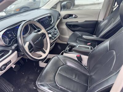2018 Chrysler Pacifica Limited - Photo 7 - Hobart, IN 46342