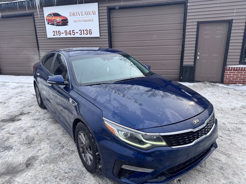 2020 Kia Optima LX   - Photo 1 - Hobart, IN 46342