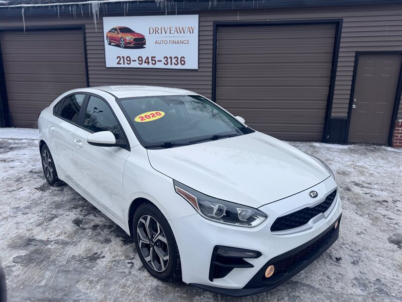 2020 Kia Forte FE   - Photo 1 - Hobart, IN 46342