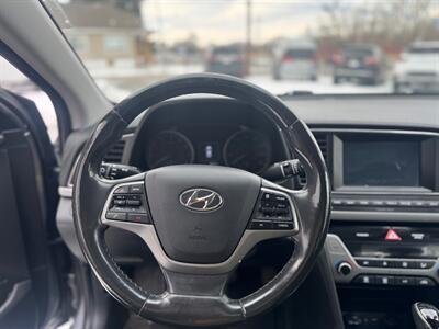 2018 Hyundai ELANTRA SEL   - Photo 8 - Hobart, IN 46342