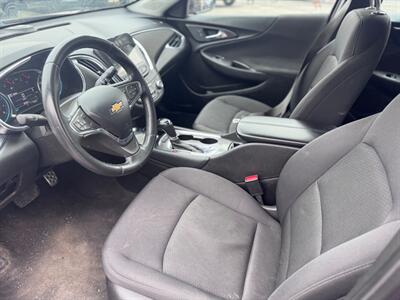 2016 Chevrolet Malibu LT   - Photo 7 - Hobart, IN 46342