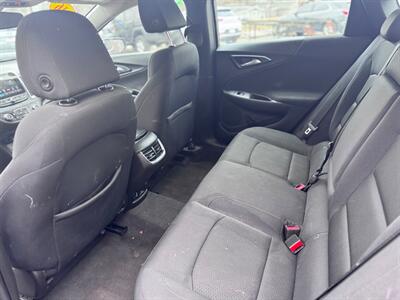 2016 Chevrolet Malibu LT   - Photo 8 - Hobart, IN 46342