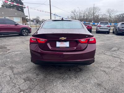 2016 Chevrolet Malibu LT   - Photo 5 - Hobart, IN 46342