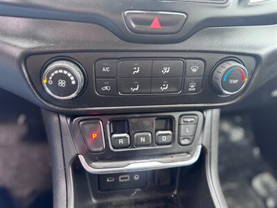 2019 GMC Terrain SLE   - Photo 10 - Hobart, IN 46342