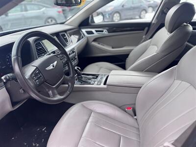 2015 Hyundai Genesis 3.8L   - Photo 7 - Hobart, IN 46342