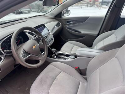 2022 Chevrolet Malibu LT   - Photo 6 - Hobart, IN 46342
