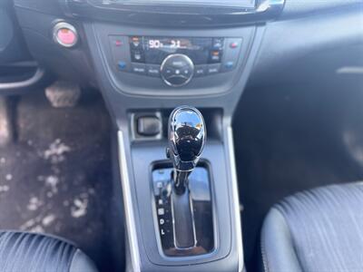 2019 Nissan Sentra SV   - Photo 10 - Hobart, IN 46342