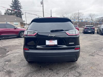 2019 Jeep Cherokee Latitude Plus - Photo 5 - Hobart, IN 46342