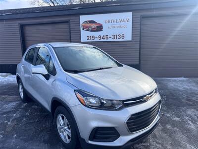 2020 Chevrolet Trax LS   - Photo 1 - Hobart, IN 46342