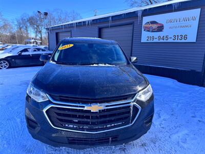2021 Chevrolet Traverse LS   - Photo 2 - Hobart, IN 46342