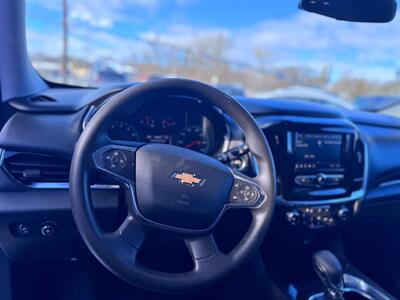 2021 Chevrolet Traverse LS   - Photo 9 - Hobart, IN 46342