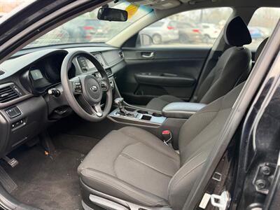 2017 Kia Optima LX - Photo 6 - Hobart, IN 46342