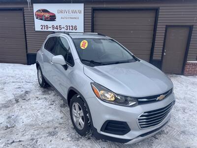 2021 Chevrolet Trax LT   - Photo 1 - Hobart, IN 46342