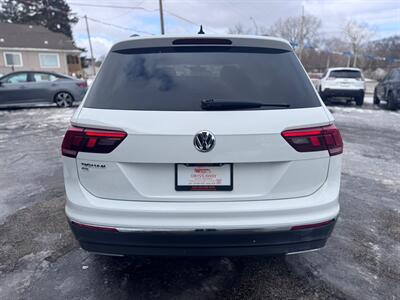 2020 Volkswagen Tiguan SE   - Photo 5 - Hobart, IN 46342