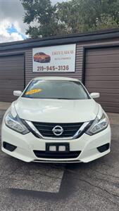 2017 Nissan Altima 2.5 - Photo 5 - Hobart, IN 46342