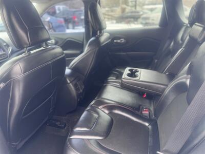 2021 Jeep Cherokee Trailhawk   - Photo 8 - Hobart, IN 46342