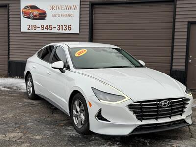 2022 Hyundai SONATA SE - Photo 1 - Hobart, IN 46342