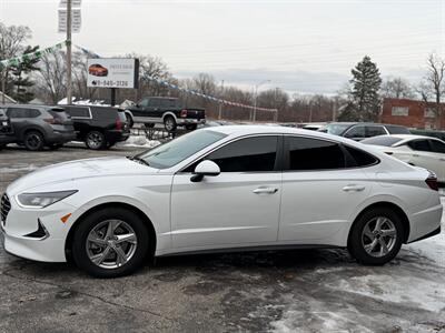 2022 Hyundai SONATA SE - Photo 3 - Hobart, IN 46342