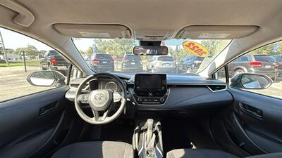 2022 Toyota Corolla LE - Photo 8 - Hobart, IN 46342