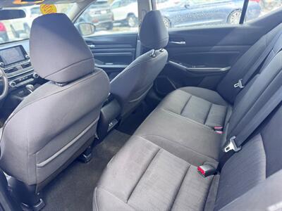 2020 Nissan Altima 2.5 S   - Photo 8 - Hobart, IN 46342