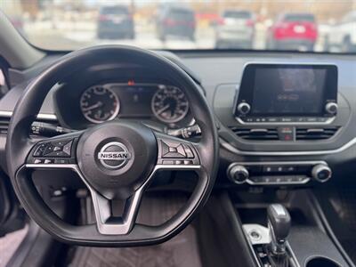 2020 Nissan Altima 2.5 S   - Photo 9 - Hobart, IN 46342