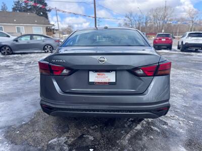 2020 Nissan Altima 2.5 S   - Photo 5 - Hobart, IN 46342