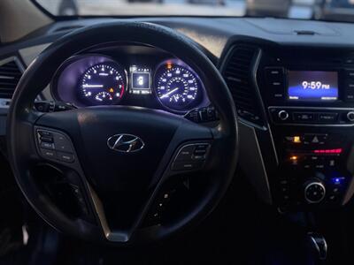 2018 Hyundai SANTA FE Sport 2.4L - Photo 9 - Hobart, IN 46342