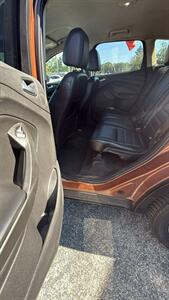 2017 Ford Escape Titanium - Photo 8 - Hobart, IN 46342