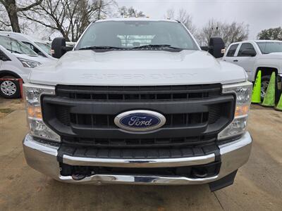 2020 Ford F-350 Super Duty XL  Flatbed Gooseneck - Photo 4 - Conroe, TX 77301