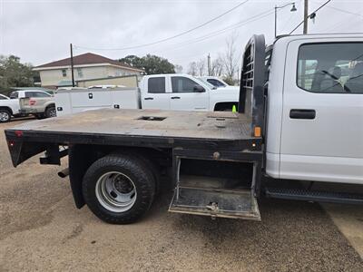 2020 Ford F-350 Super Duty XL  Flatbed Gooseneck - Photo 6 - Conroe, TX 77301