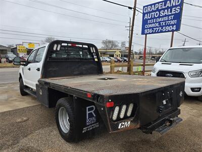 2020 Ford F-350 Super Duty XL  Flatbed Gooseneck - Photo 2 - Conroe, TX 77301
