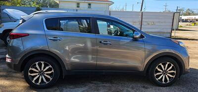 2017 Kia Sportage EX   - Photo 4 - Conroe, TX 77301